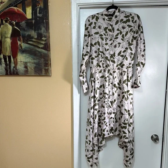 Lauren Ralph Lauren Floral Button-Up Blouse, 2 - Picture 5 of 14